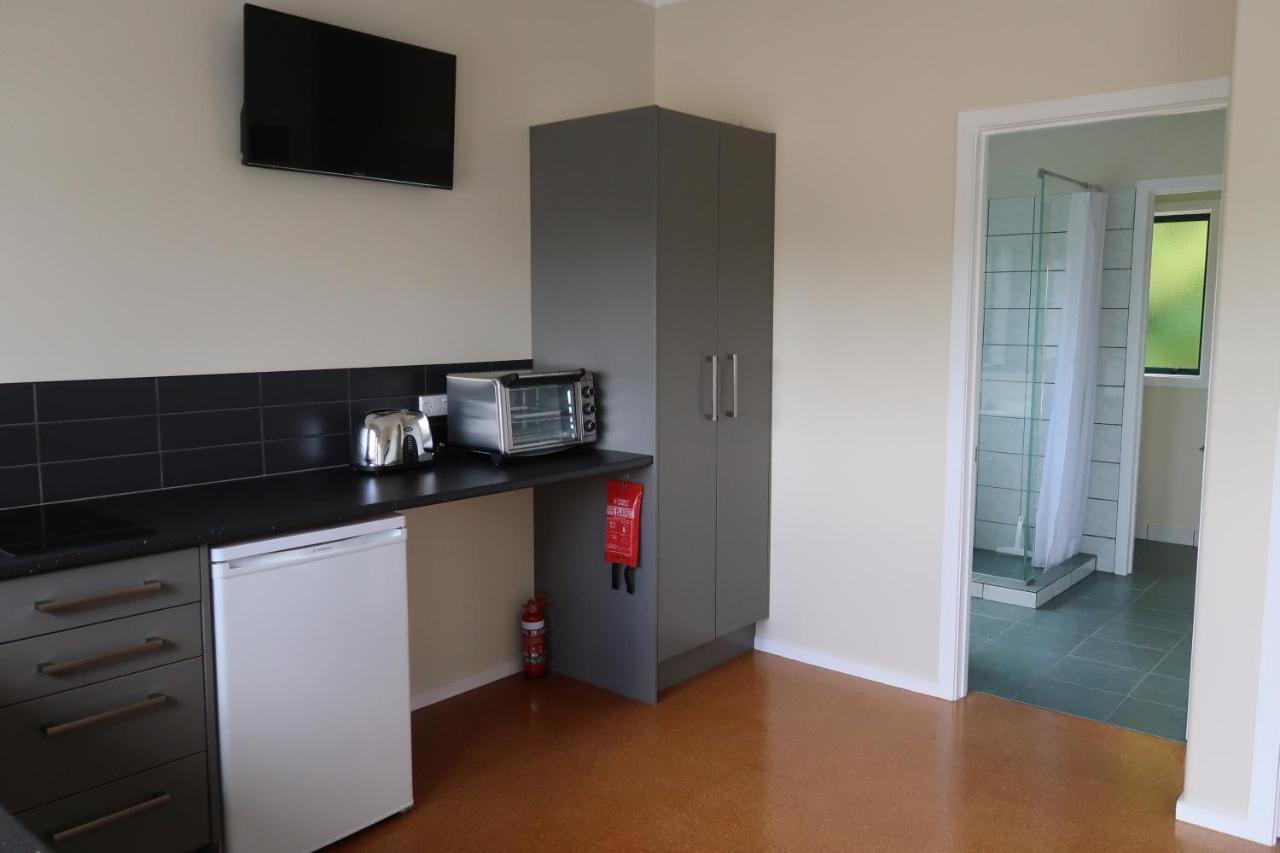 Апартаменти Cosy Nights - Modern, Self-Contained With Parking Керікері Екстер'єр фото